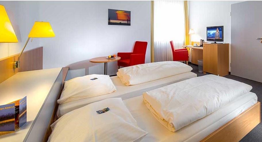 Hotel Spenerhaus Frankfurt am Main Bagian luar foto