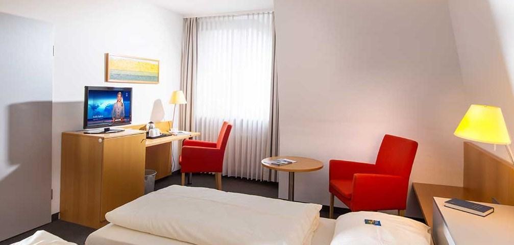Hotel Spenerhaus Frankfurt am Main Bagian luar foto